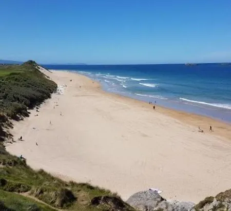 1 Princess Yellow - Portrush By The Sea Buitenkant foto