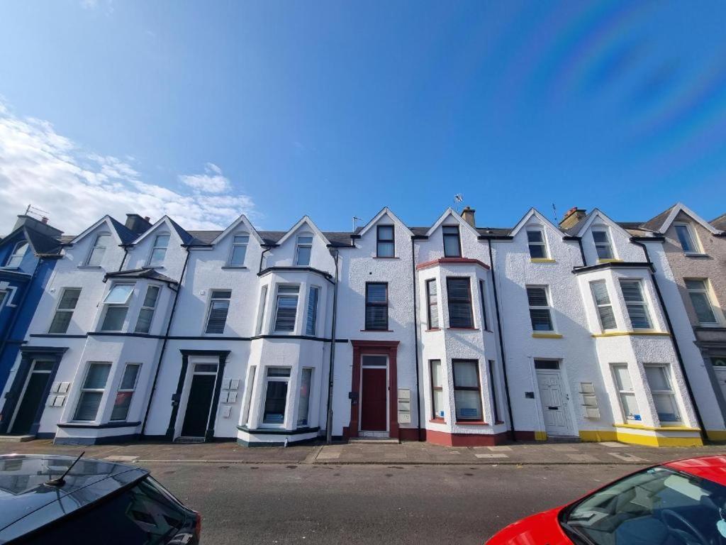 1 Princess Yellow - By The Sea Portrush